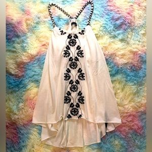 Forever21 Y2K Cream Embroidered Flowy Hi Lo Tank
